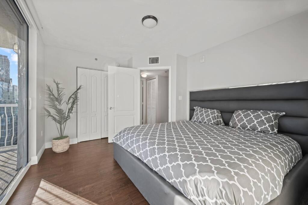 Ocean View 35Th Floor, In The Heart Of Miami Apartment ภายนอก รูปภาพ